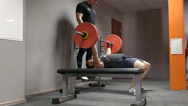 Соревновательный жим 122.5х5х5 (5 подход) смотреть онлайн