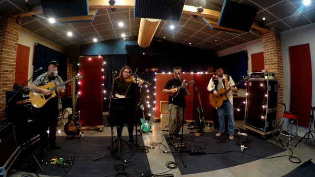 Cuntent Cuma En Giari (Get Lucky - Daft Punk Cover) Teres Aoutes String Band смотреть онлайн