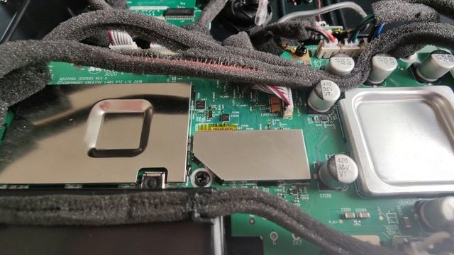 Creative SXFI Carrier Soundbar with HDMI 2.1 | hands-on, deep unboxing and sound check смотреть онлайн