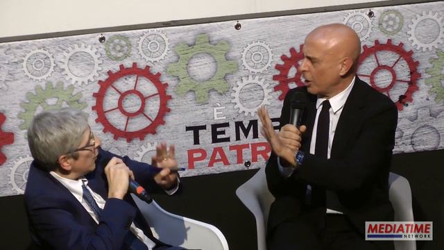 Lite tra Marco Minniti e Mario Giordano sul tema espulsioni смотреть онлайн