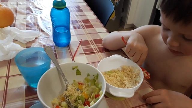 Золушка. Кус кус вкусный.... А вот остальное сегодня...лишнее смотреть онлайн