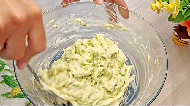 Einfach die Zucchini und Eier auf diese Weise braten und das Ergebnis wird wunderbar! Super Rezept смотреть онлайн