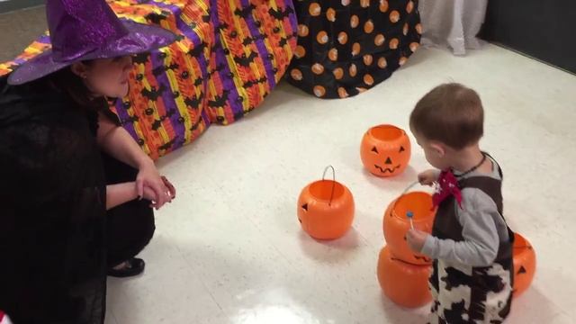 10.29.15 CCDC Halloween Pumpkin Stack смотреть онлайн