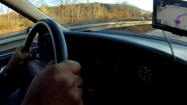 Lotus Omega autobahn