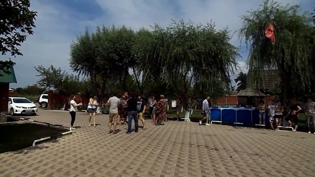 Командообразующая игра "Водоносы" смотреть онлайн