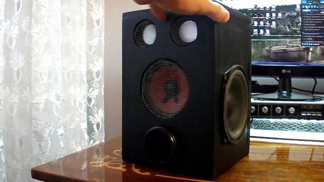 Переносная Самодельная Колонка 12V на TDA2004 смотреть онлайн