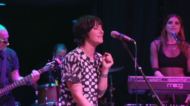 Sharon Van Etten - Mistakes (Live At Union Pool)
