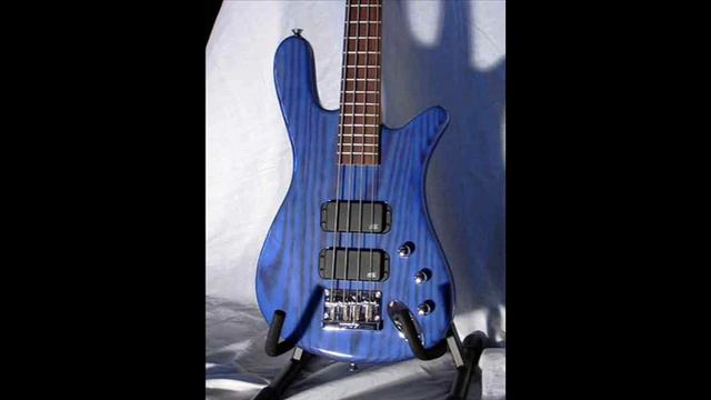 Bass jamming (Swing/blues mosly) + fail at smoke on the water смотреть онлайн