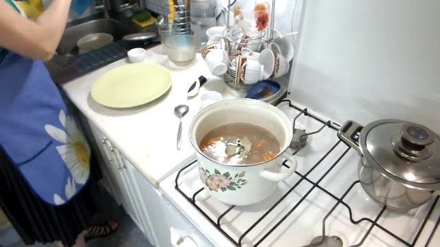 Суп овощной с курицей и брокколи. Сливочный вкус. смотреть онлайн