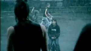 Антон Зацепин   Улетаю   360HD    VKlipe com