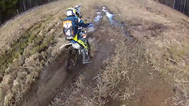 На питбайке по лесам полям болотам смотреть онлайн