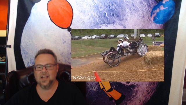 Developer Spotlight - Lost Astronaut смотреть онлайн