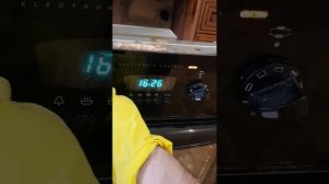 Электро духовка кайзер не греет низ, не равномерно пропекает