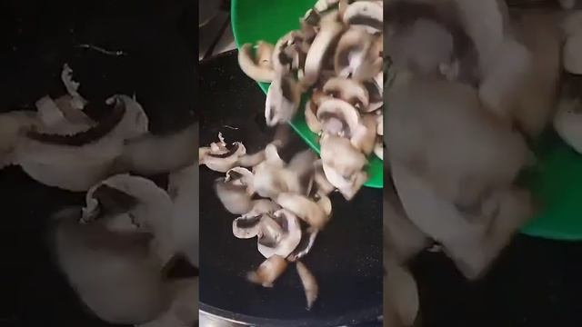 Грибний суп