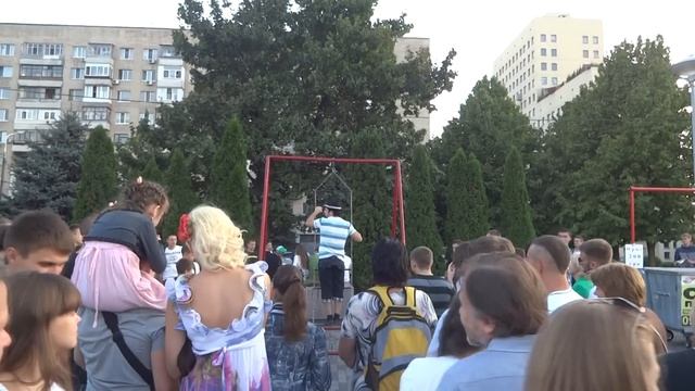 Аттракцион Пьяная Лесенка (лохотрон Лестница) Секрет как залезть смотреть онлайн