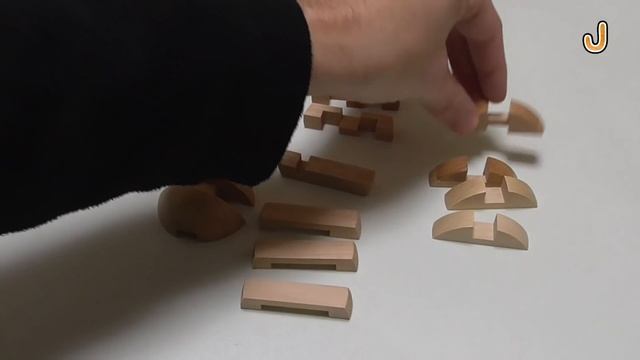 Wooden Ball Puzzle - How to Solve It! смотреть онлайн