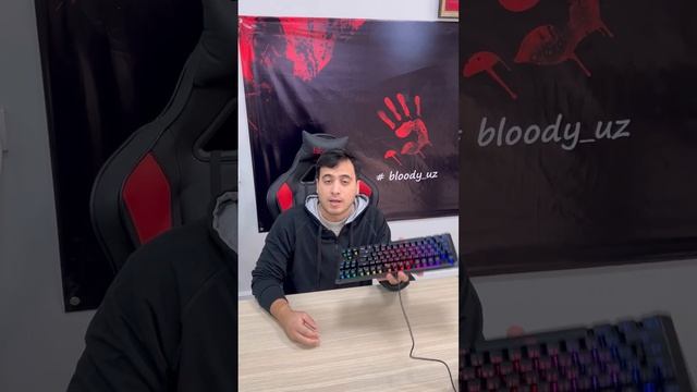Обзор игровой клавиатуры A4Tech Bloody B930 смотреть онлайн