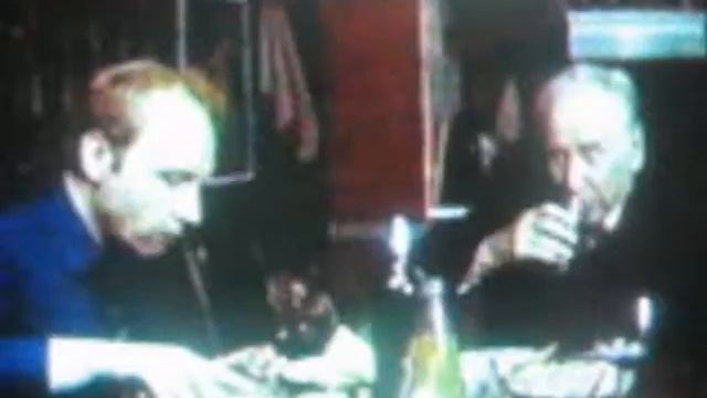 Хорошо сидят в 1983-м смотреть онлайн