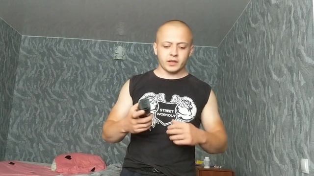 КАК ПОЛЬЗОВАТЬСЯ ДЕЗОДОРАНТОМ смотреть онлайн