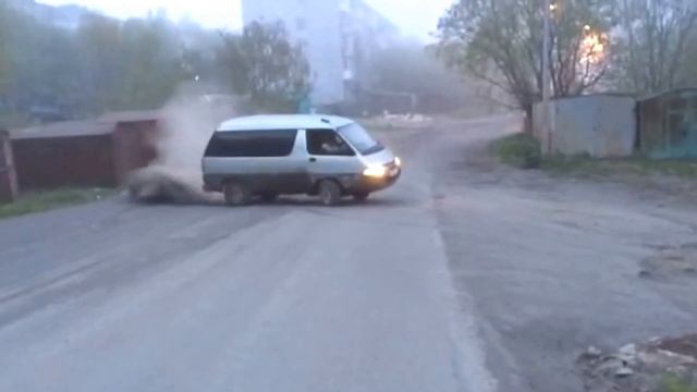 На автобусе боком! смотреть онлайн