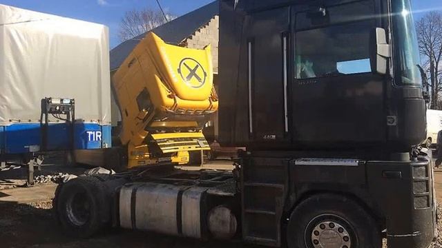 Renault Magnum 440 19 T 2005 смотреть онлайн