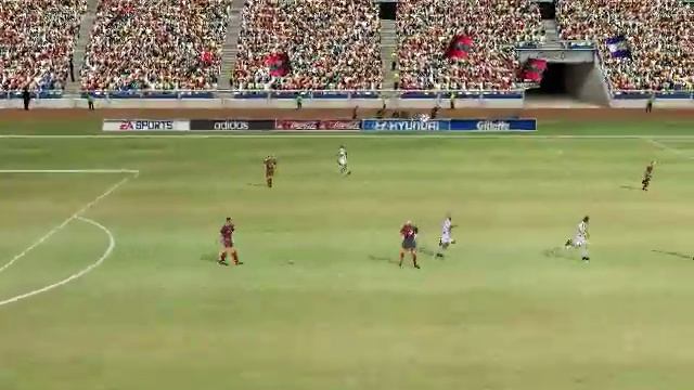 FIFA 2002 - PC - Melhores jogadores do FIFA 2002 reunidos no Real Madrid смотреть онлайн