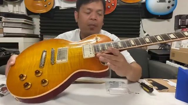 No HOLES, SCREWS & BRACKET Pickguard Systems for Gibson USA/Custom Shop Les Pauls by Peouguard смотреть онлайн