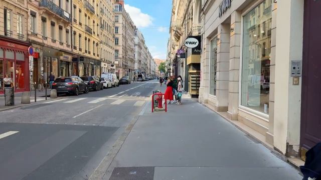 Пешеходная экскурсия по ЛИОНУ - ФРАНЦИЯ [4K] - ЛИОН-ПРЕСКИЛЬ смотреть онлайн