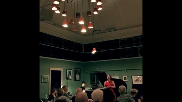 Vice President's Dinner at the London Sketch Club | DEBUT смотреть онлайн