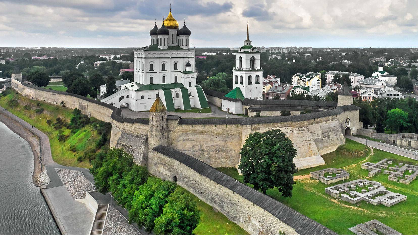 Псков. Кремль (Кром) смотреть онлайн