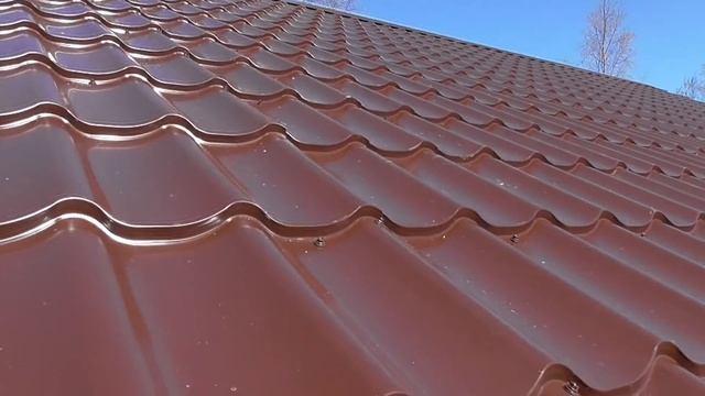 Монтаж конька на металлочерепицу. Готов второй скат крыши. смотреть онлайн