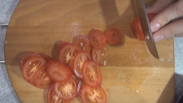 Закуска из хлеба. Быстрая и простая. смотреть онлайн