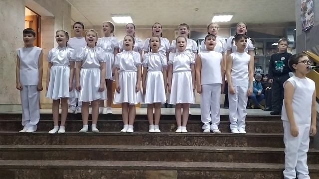 У солдата выходной. Параллель, средняя группа смотреть онлайн