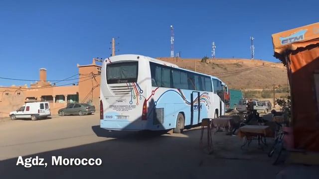 AGDZ from Ouarzazate Morocco, CTM Bus to Draa Valley, Mor Acro Moroccan Travel Vlog 2021 смотреть онлайн