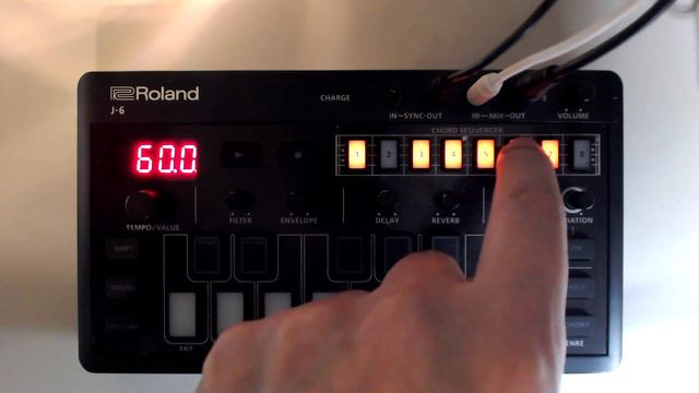 [Roland J-6] In The Court : Making a sequence without using a chord set смотреть онлайн