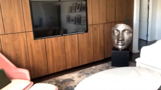 8.25 Best Of: Hotel Zena смотреть онлайн