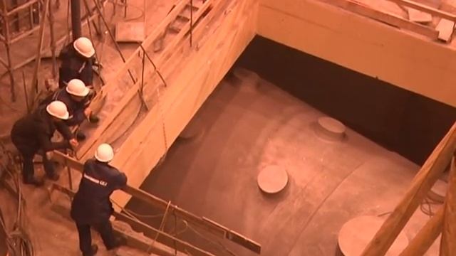 Установлен первый из четырех парогенераторов первого энергоблока ЛАЭС-2 смотреть онлайн
