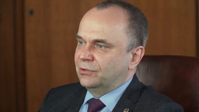 Интервью чл.-корр. РАН Иванова В.К. для НИУ ВШЭ, посвященное взаимодействию ИОНХ РАН со школами смотреть онлайн