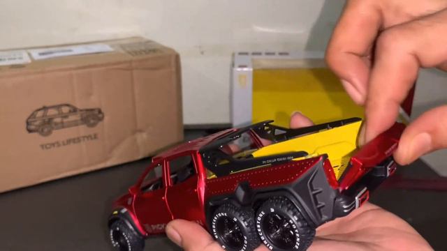 mainan miniatur / replika diecast Mercedes-Benz x class EXY 6X6 skala 1/28 смотреть онлайн
