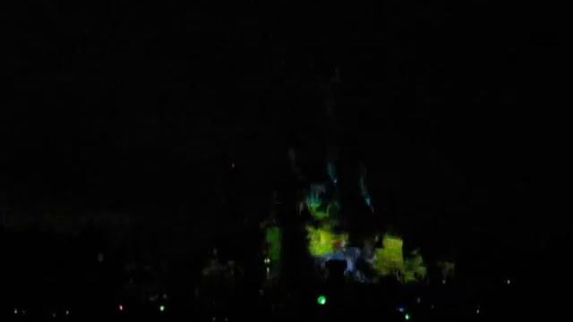 Храбрая сердцем. Лазерное шоу. Парижский Диснейленд. смотреть онлайн