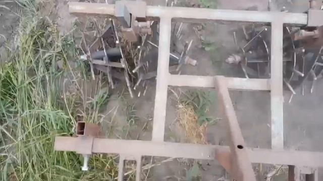 Минитрактор МТЗ 112н-01.Прополка картофеля ежами. #минитрактор #мтз #ежи смотреть онлайн