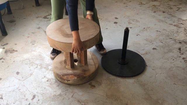 Structure of a pottery kick wheel смотреть онлайн