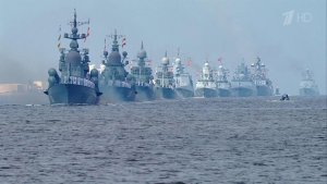 Россия отметила День Военно-морского флота