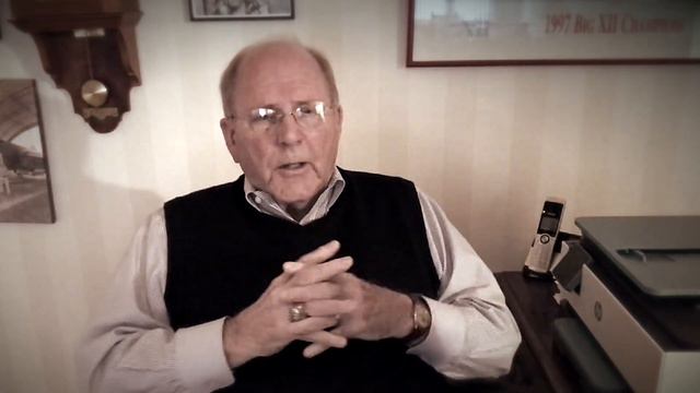 A Return to the WWII Battlefields of Europe - Bob Holliday смотреть онлайн