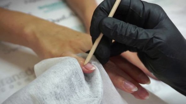 Какой ремувер кутикулы выбрать? Ремувер кутикулы в европейском маникюре от DOMIX