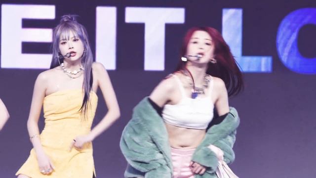 LE SSERAFIM (르세라핌) 'EASY' L Original Stage 'HUH YUNJIN'