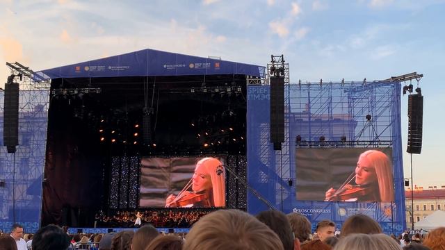 Andrea Bocelli in Palace Square of Saint-Petersburg, Russia. 07.06.19 Full concert at 4K смотреть онлайн