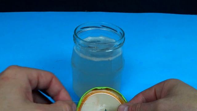 Как выращивать кристаллы из соли// Выращивание кристаллов дома//Growing crystals from salt смотреть онлайн