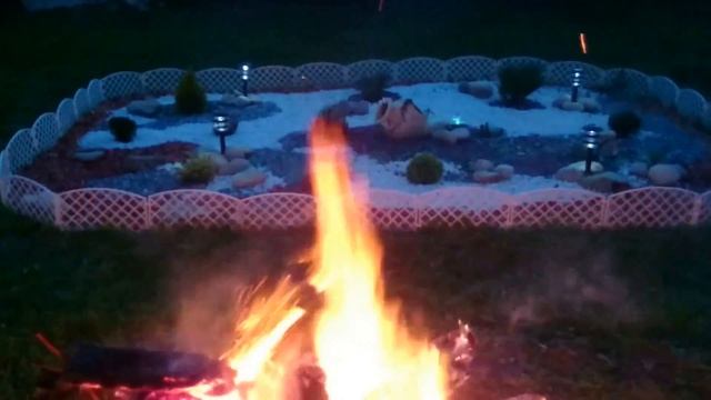 Костер на даче (The fire at the cottage) смотреть онлайн