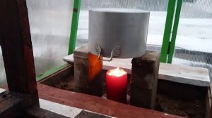 Может свеча подогреть теплицу? Проводим опыт.